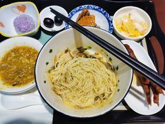 -百年老字号·观振兴蟹黄面·三虾面·苏式面(观前街富仁坊巷店)