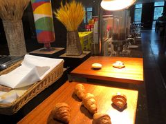 -BLU 全日制餐厅(上海安曼纳卓悦酒店)
