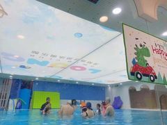 -龙格亲子游泳·水育早教运动中心(龙湾天街店)