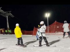 -鳌山滑雪度假区