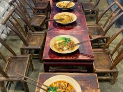 -方铲铲·成都板凳面(滨江银泰店)