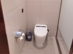 -铂领荟酒店(军区总医院熊猫基地西大门地铁站店)