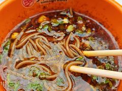 -乡党臊子面(丰庆公园店)