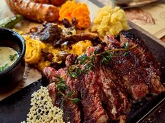 -Mark&Mars Restaurant