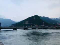 -百里峡七彩艺术小镇