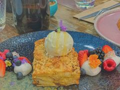 -FLOVIE FLORIST CAFE