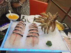 -红鼎豆捞·非遗鲍皇汤火锅(宝丰路店)