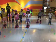 -阿布溜溜·轮滑(21世纪太阳城店)