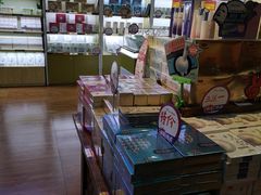 -佳品超市(三亚华庭店)