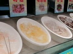 -遇上西雅图多融合海鲜自助餐厅(中房金谊广场店)