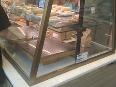 面包甜点陈列柜-巴黎贝甜(国贸店)