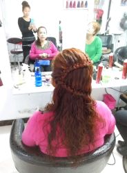 -孙嘉专业美容美发