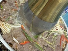 -撒拉人家.酸菜牦牛肉火锅
