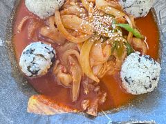 火辣无骨鸡爪-HONGA HONGA雄家(曹路店)