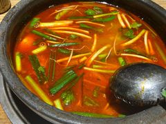 -贵厨酸汤牛肉(花果园国际中心店)
