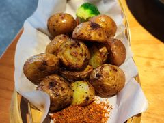 -POKEE VIA&Brunch·维娅(重庆来福士店)