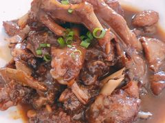 红烧老鹅-鼎鲜·蟹农渔水·阳澄湖大闸蟹·农家乐(美人腿店)