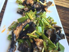 凉拌鸡爪-听香·678茶铺(猛追湾店)