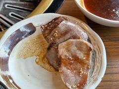 厚切牛舌-炼火烤肉店