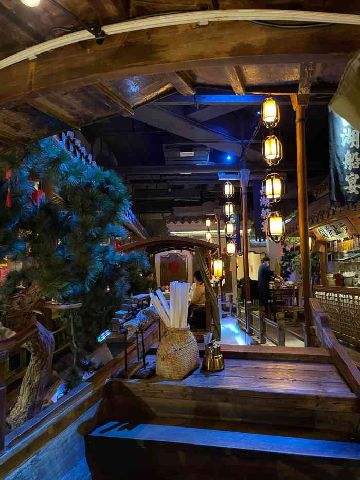 桂满陇西湖船宴近铁城市广场店