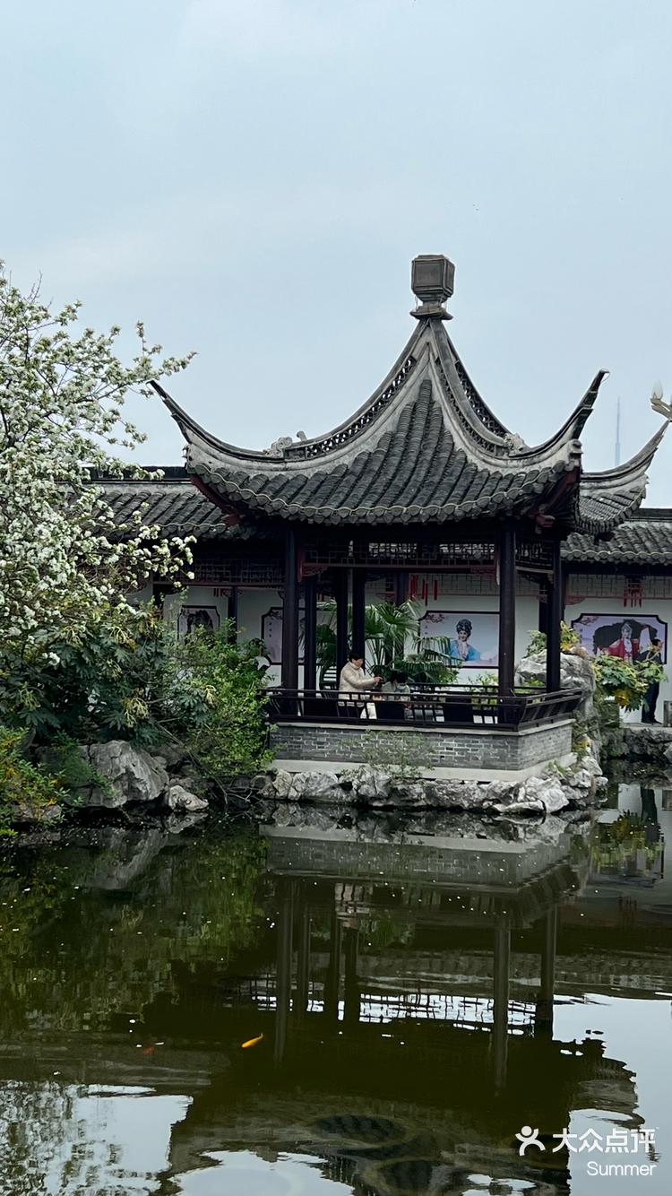 梅在泰州期间寻访到了祖辈的故居,就在现在梅园的所在地鲍坝村