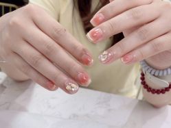 -尤米一站式美甲美睫