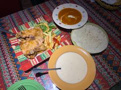 -Tony's House