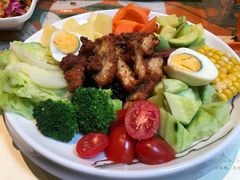 -月亮眼花园餐厅书吧酒吧