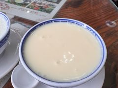 -周大娘牛乳(旧寨古村总店)