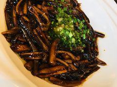 -小龙酒家(桂平路店)