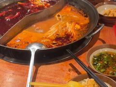 -周小明火锅(黑金冠社区店)