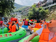 -虎啸峡漂流