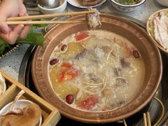 -阿婆情腊排骨火锅(金虹路店)