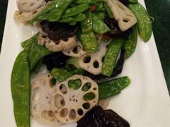 -天外天美食广场(哈尔滨路店)