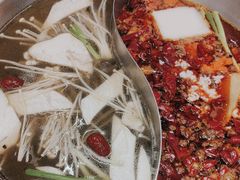 -沸炉重庆老火锅(军事博物馆店)