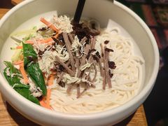 -云海肴·汽锅鸡·云南代表菜(天山百盛优客店)