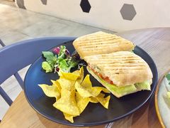 -HELLO 27 意面·沙拉·帕尼尼