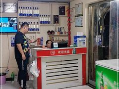 -邻大妈骨头锅(彩虹桥店)