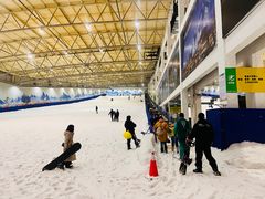 -乔波室内滑雪场