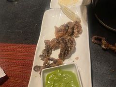 香酥鱿鱼圈配香草蛋黄酱-WOLFGANG PUCK KITCHEN & BAR(迪士尼小镇店)