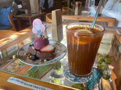 -西关84·History·Art·Cafe