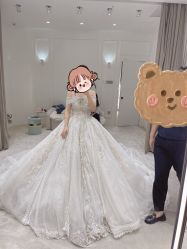 点击看大图 -Renee芮亦婚纱