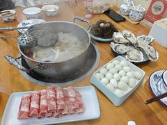 -老何家后安粉·糟粕醋海鲜火锅(三亚湾椰梦长廊店)