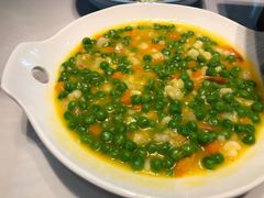 -阿瓦山寨·湘菜现炒·剁椒鱼头王(咸阳总店)
