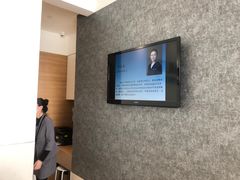 -瑞尔齿科(上海长风大悦城店)