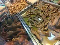 -王浩儿纪六孃甜皮鸭(乐山总店)