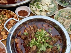 -大众跷脚牛肉馆·非遗传承单位(峨眉山店)