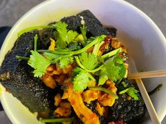 黑色经典臭豆腐-黑色经典臭豆腐·湖南特产(坡子街店)