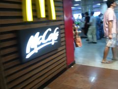 门面-麦当劳(中山公园龙之梦店)