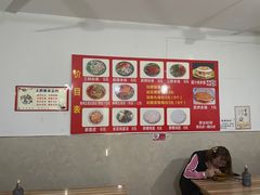 -老字号杨坡红油米线腊汁肉夹馍(东四道巷店)
